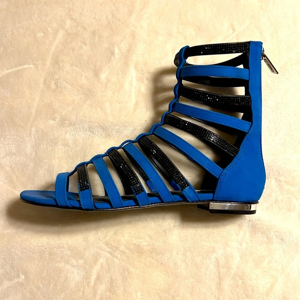 SCHUTZ. Blue and Black Gladiator Sandals with Silver Heel. Zipper. Size 8.